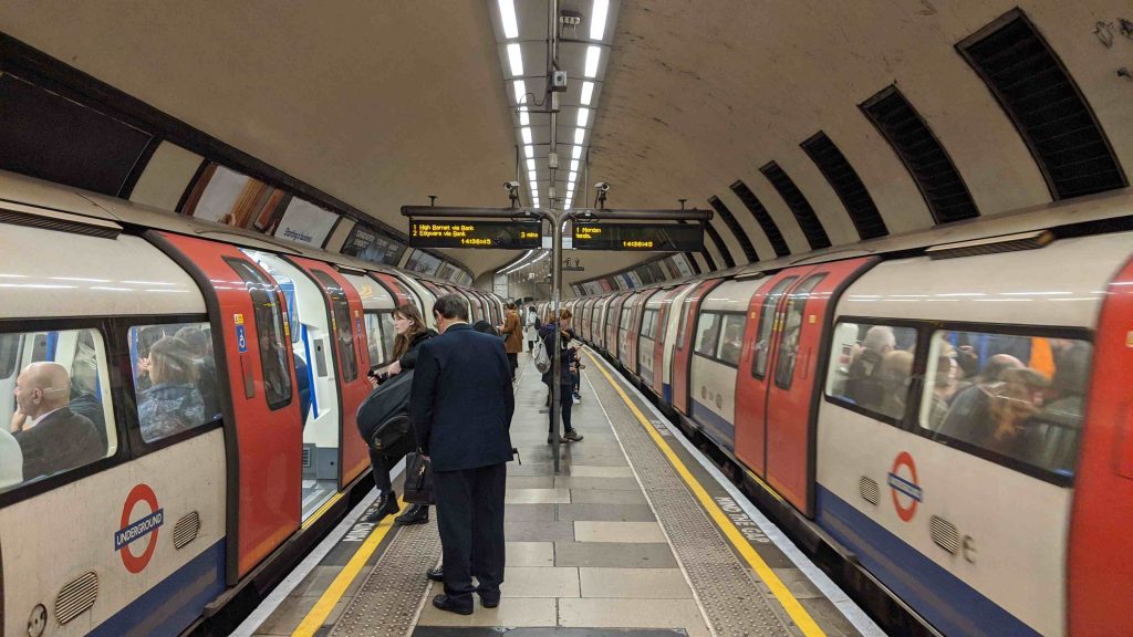 London Underground Island Platform Stations - Rail Record