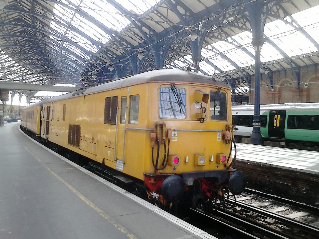 Network Rail Class 73136